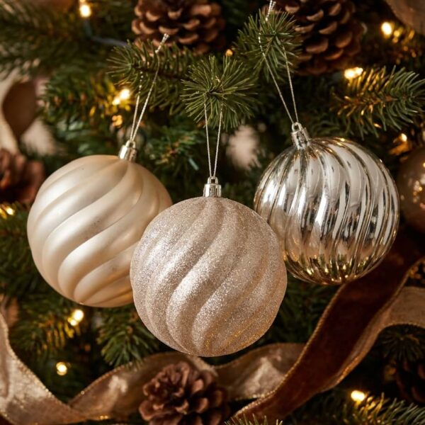 Bola de Navidad Champán 12cm. 2
